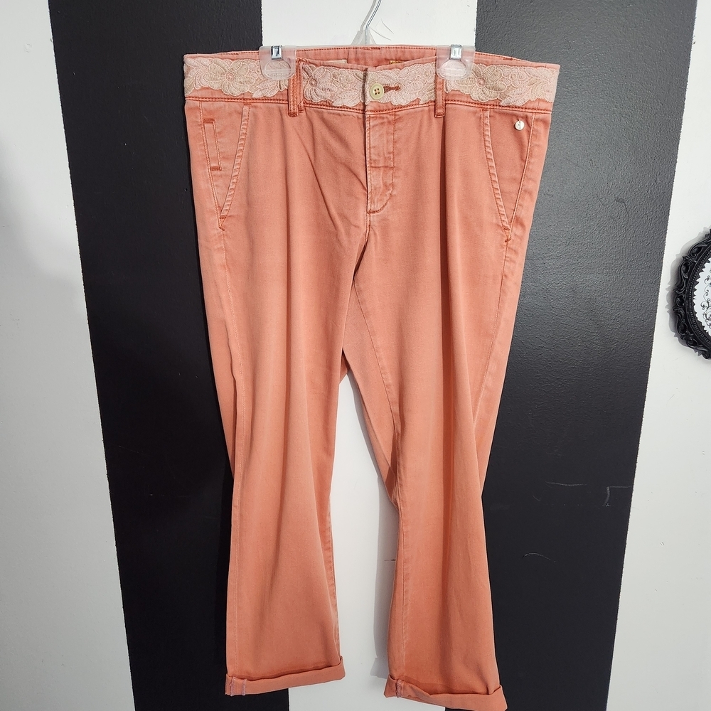 Pilcro Coral Straigh Leg Jeans